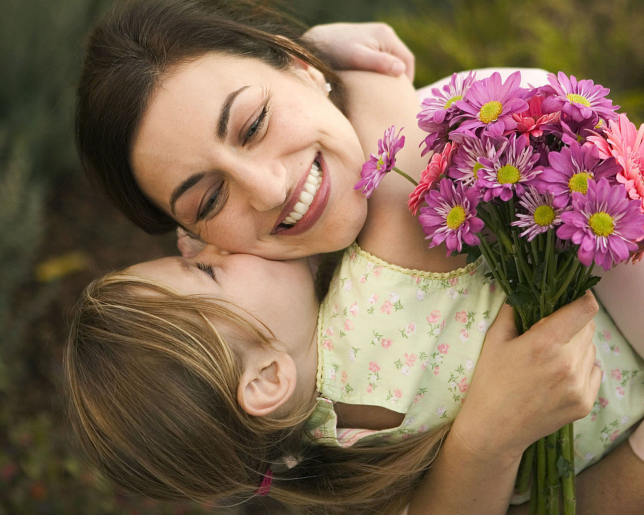 HD Wallpapers 2011 <b>Happy Mother&#39;s</b> Day - 2011-happy-mother-s-day_1280x1024_90918